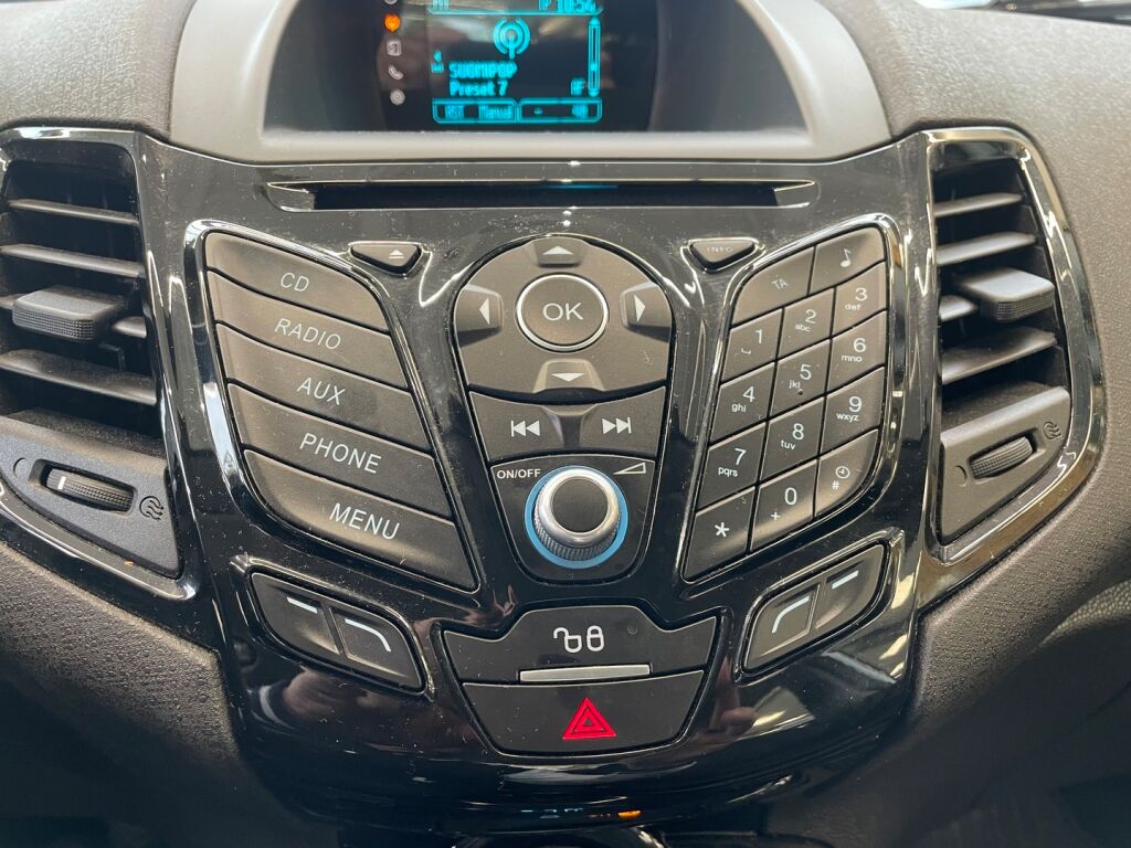 Ford Fiesta 2015 Moondust Silver
