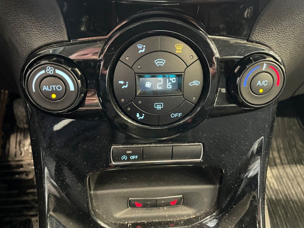 Ford Fiesta 2015 Moondust Silver
