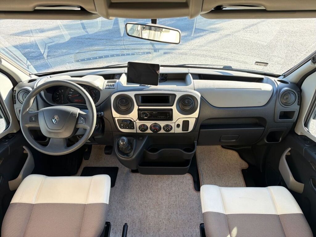 Adria Matrix Supreme M 687 SL 2015 Valkoinen