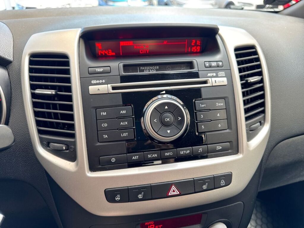 Kia Venga 2015 Hopea