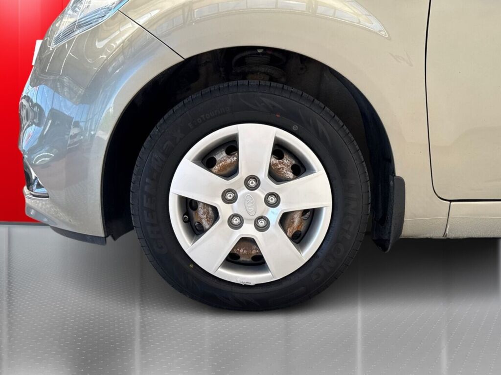Kia Venga 2015 Hopea