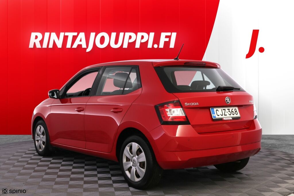 Skoda Fabia 2015 Punainen