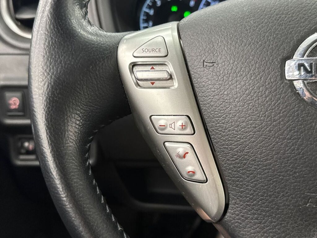 Nissan Note 2015 Harmaa