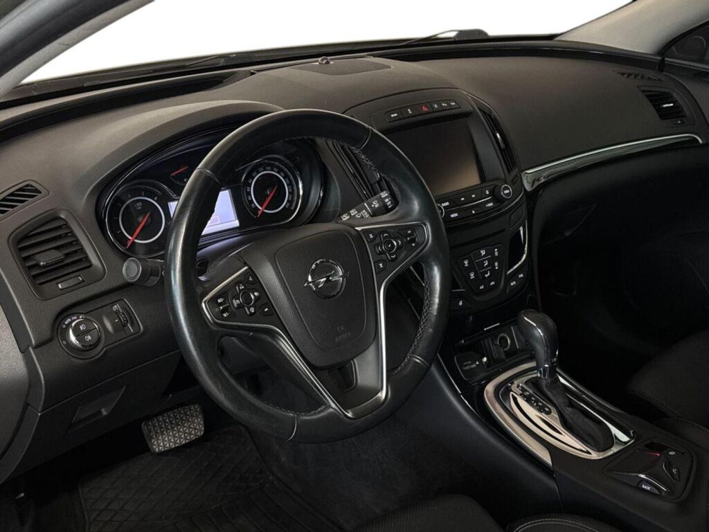 Opel Insignia 2015 Ruskea (beige)