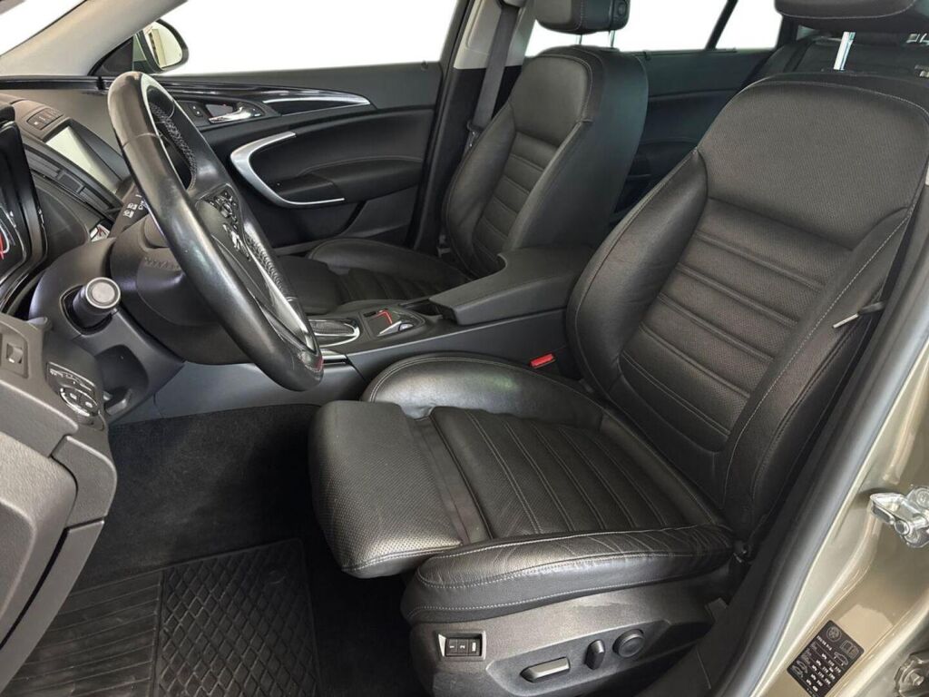 Opel Insignia 2015 Ruskea (beige)