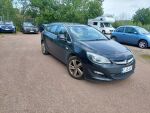 Opel Astra 2016 Musta