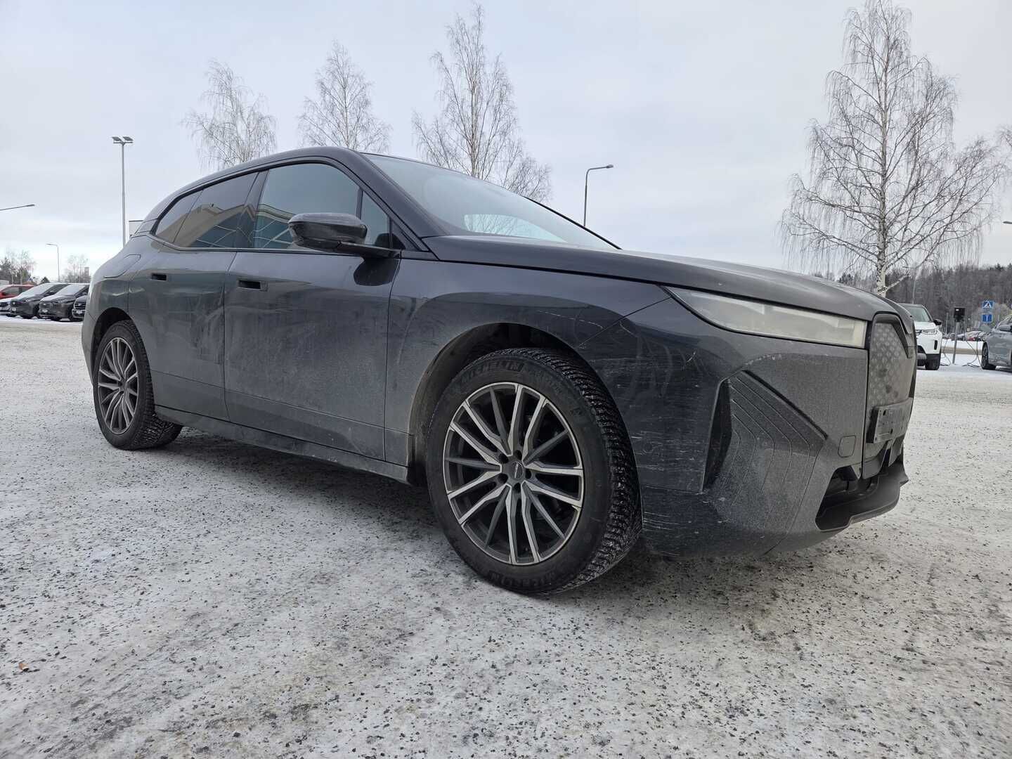 BMW iX