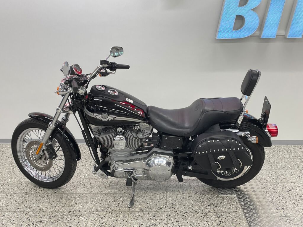 Harley-davidson DYNA 2003 