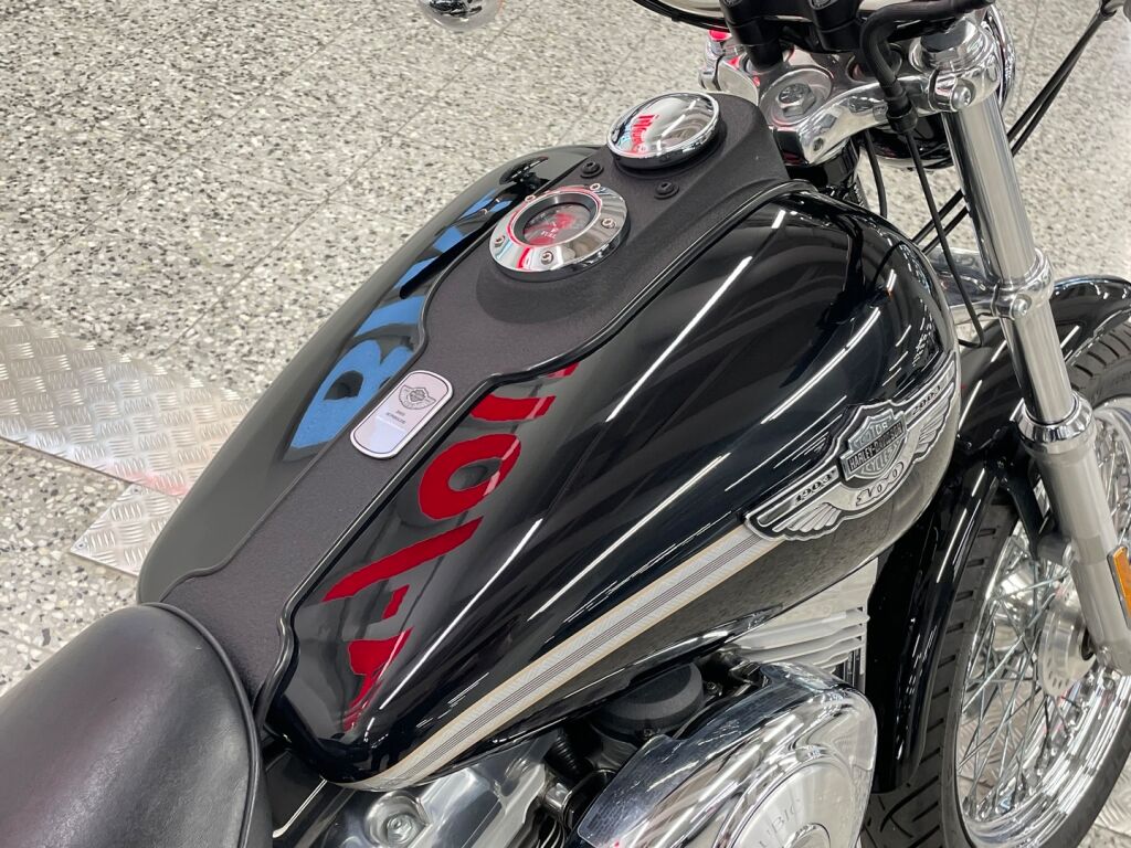 Harley-davidson DYNA 2003 