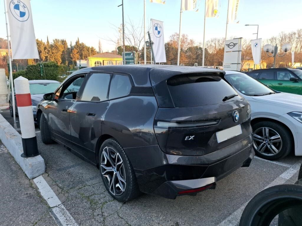BMW iX 2023 