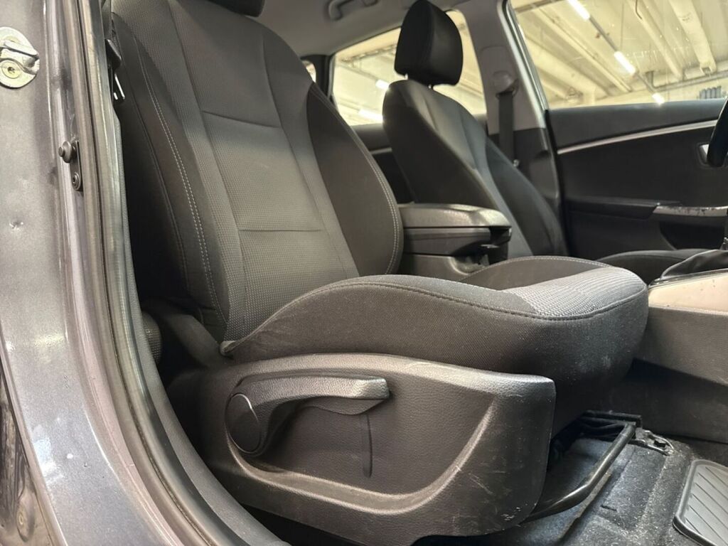 Hyundai i30 Wagon 2016 Harmaa