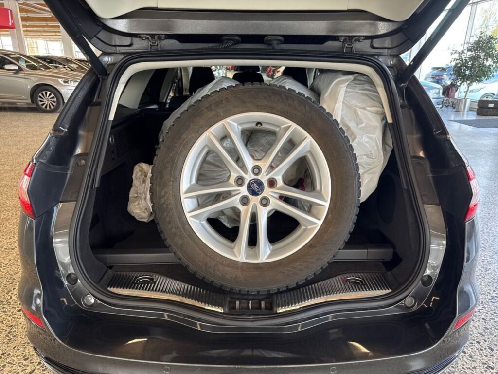 Ford Mondeo 2016 Metallinhohto Harmaa (Magnetic)