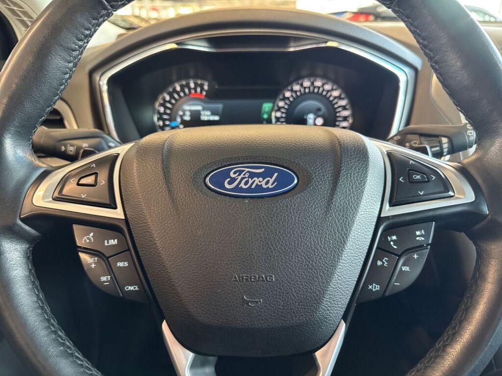 Ford Mondeo 2016 Metallinhohto Harmaa (Magnetic)