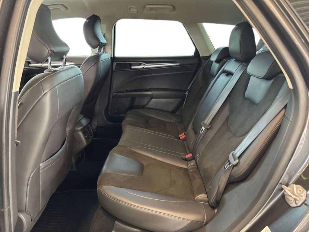 Ford Mondeo 2016 Metallinhohto Harmaa (Magnetic)