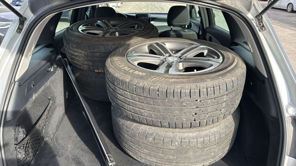 Mercedes-Benz GLC 2016 Harmaa