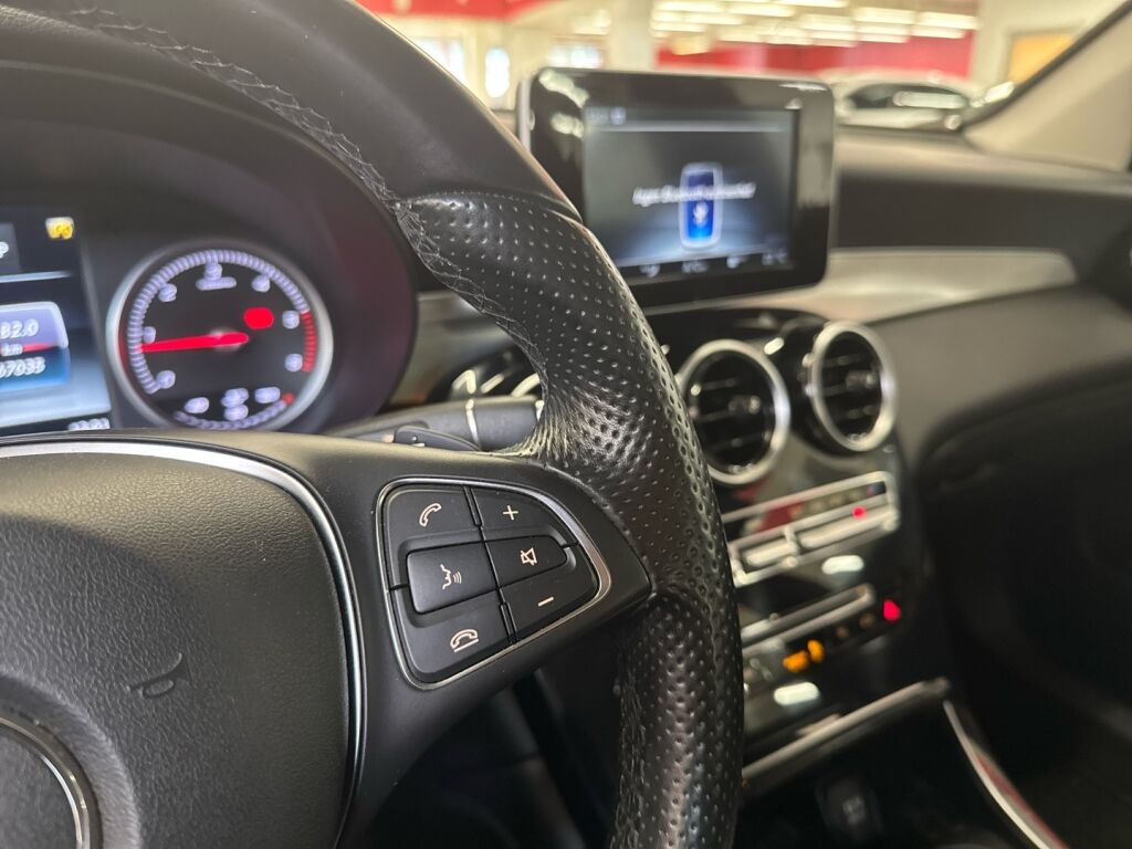 Mercedes-Benz GLC 2016 Harmaa