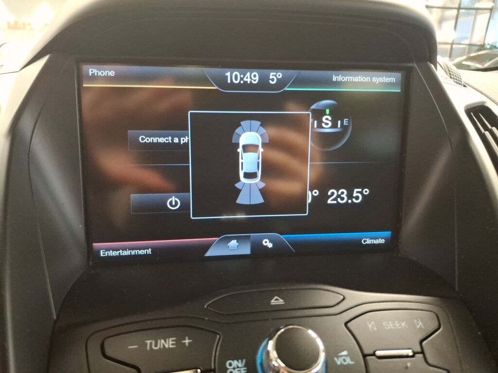 Ford Kuga 2016 Valkoinen