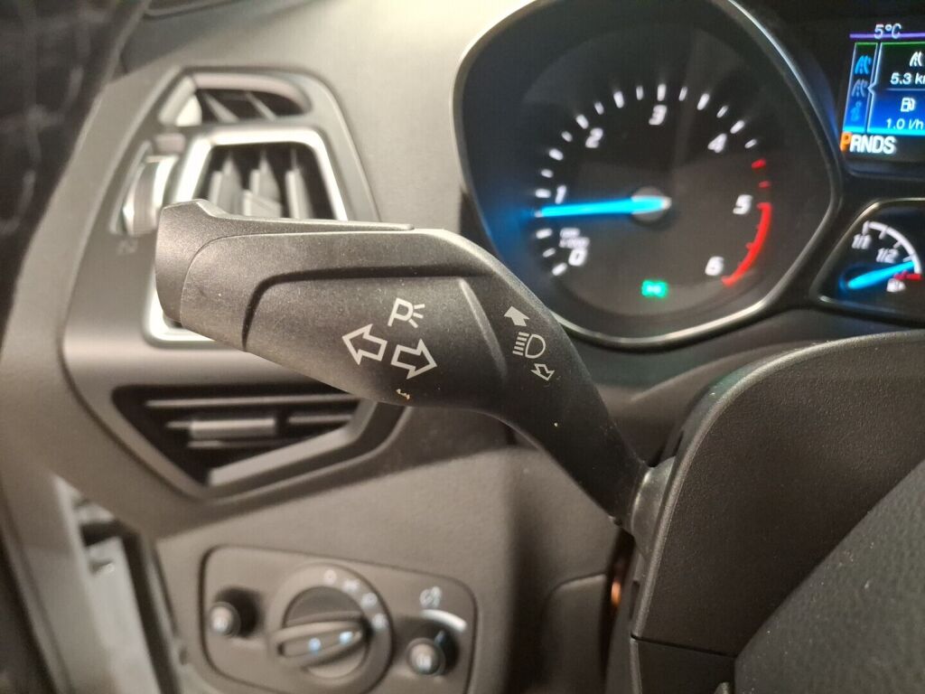 Ford Kuga 2016 Valkoinen