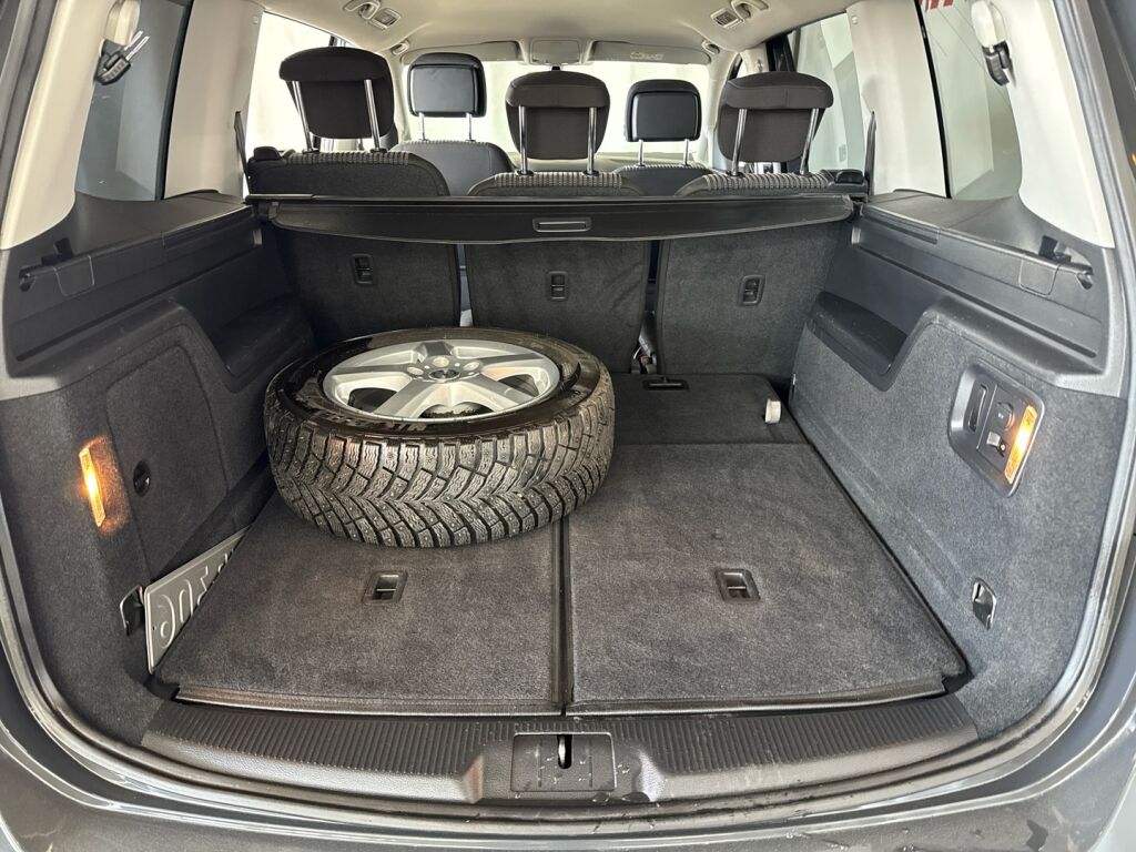 Seat Alhambra 2016 Harmaa