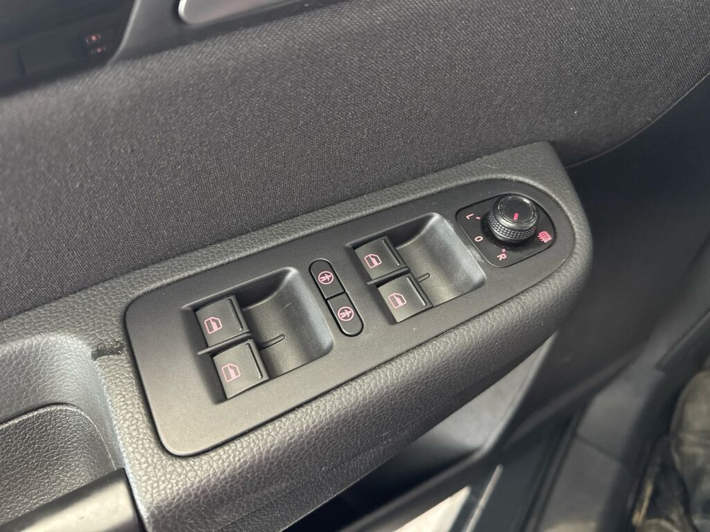 Seat Alhambra 2016 Harmaa