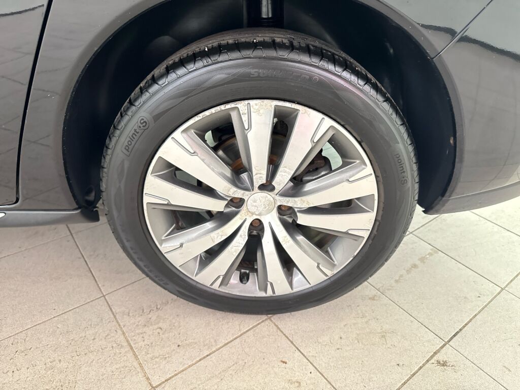 Peugeot 3008 2016 Musta