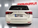 Toyota Avensis 2015 Valkoinen