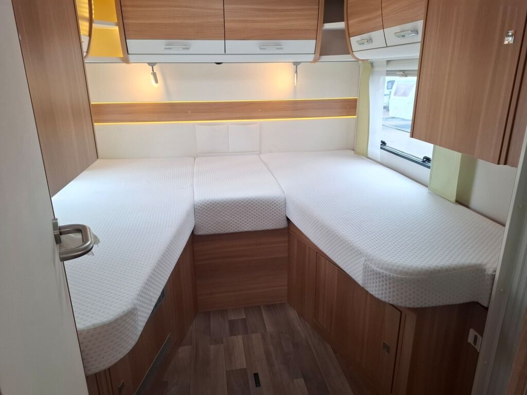 Dethleffs T7051 2017 Valkoinen