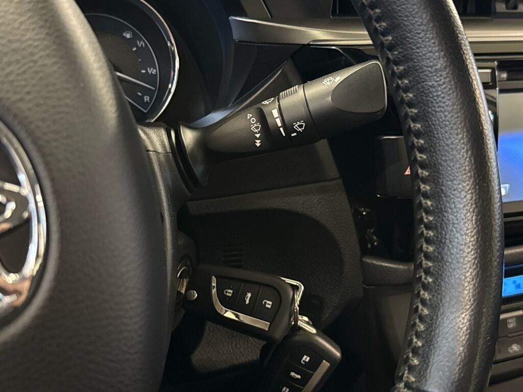 Toyota Corolla 2016 Hopea