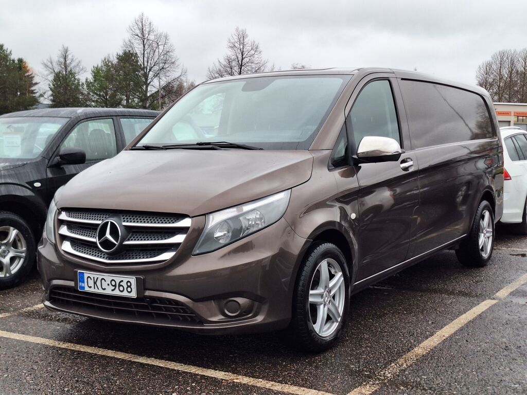Mercedes-Benz Vito 2015 Ruskea (beige)