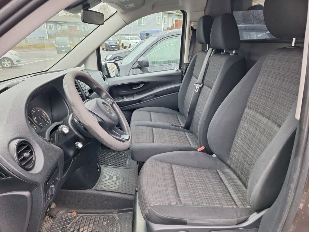 Mercedes-Benz Vito 2015 Ruskea (beige)