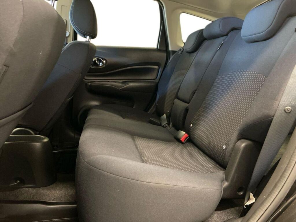 Nissan Note 2016 Musta