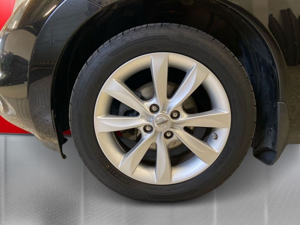 Nissan Note 2016 Musta