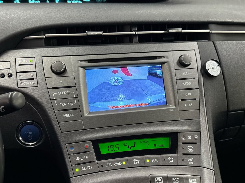 Toyota Prius 2016 Valkoinen