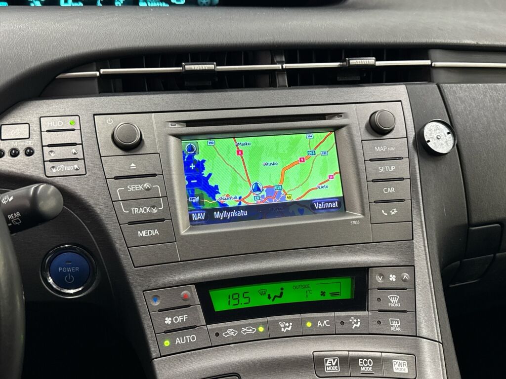 Toyota Prius 2016 Valkoinen