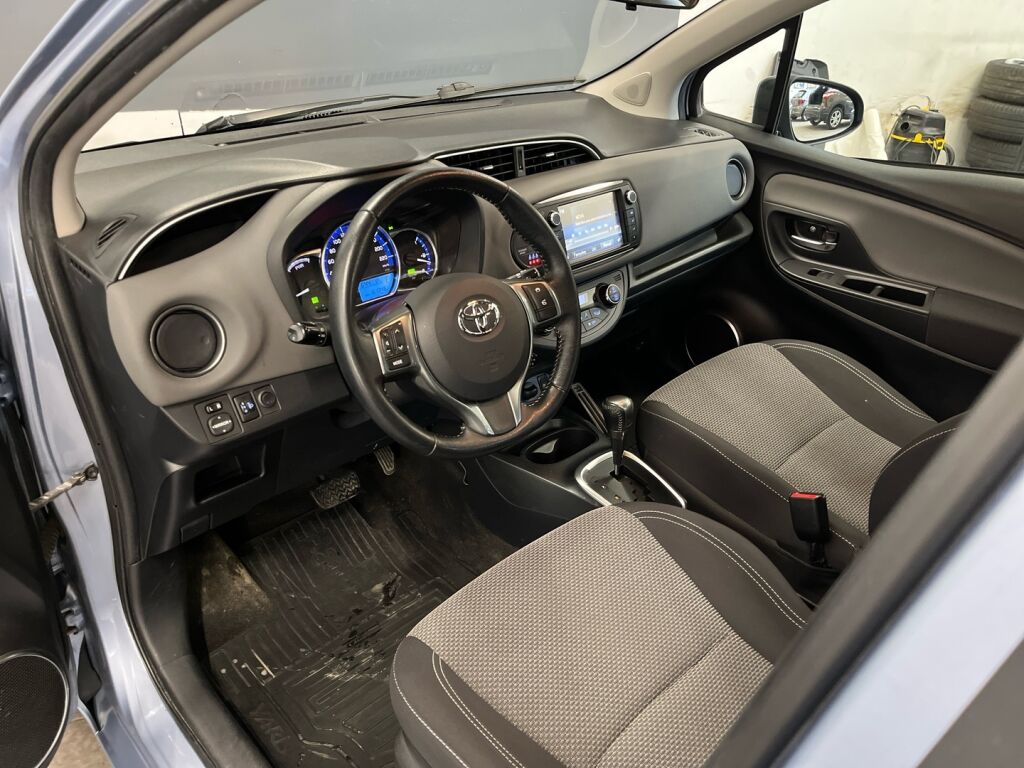 Toyota Yaris 2015 Sininen