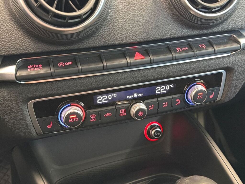 Audi A3 2015 Harmaa