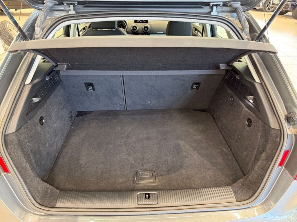 Audi A3 2015 Harmaa