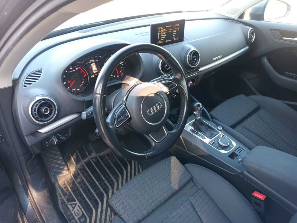 Audi A3 2015 Harmaa