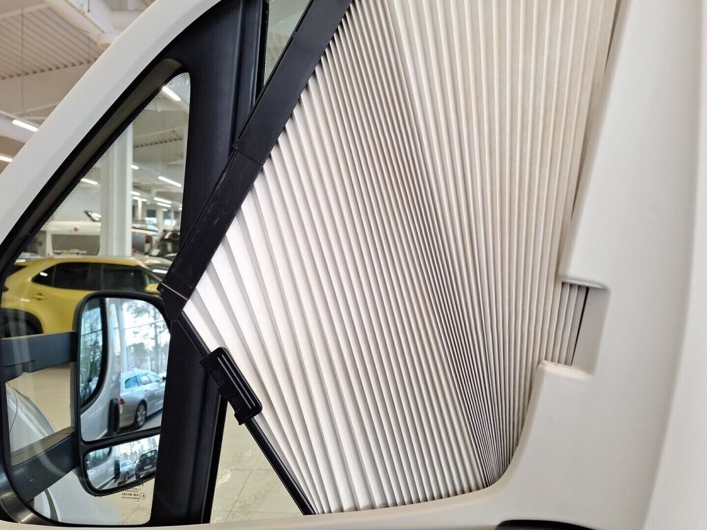 LMC T662 2015 Valkoinen