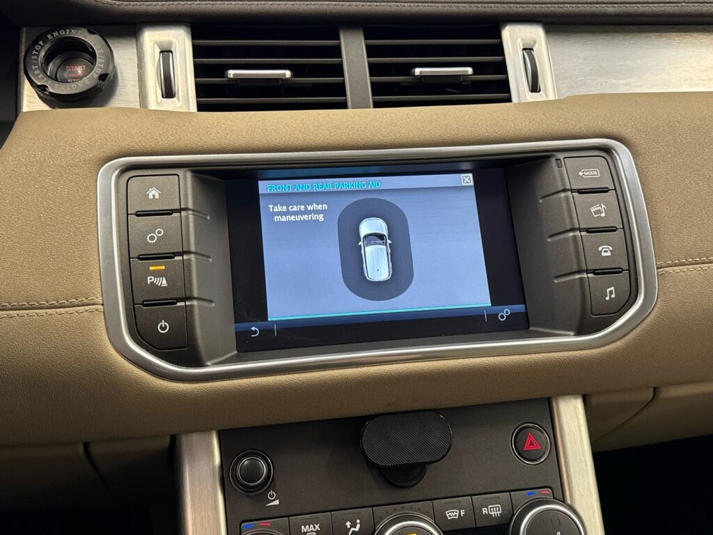 Land Rover Range Rover Evoque 2015 Musta