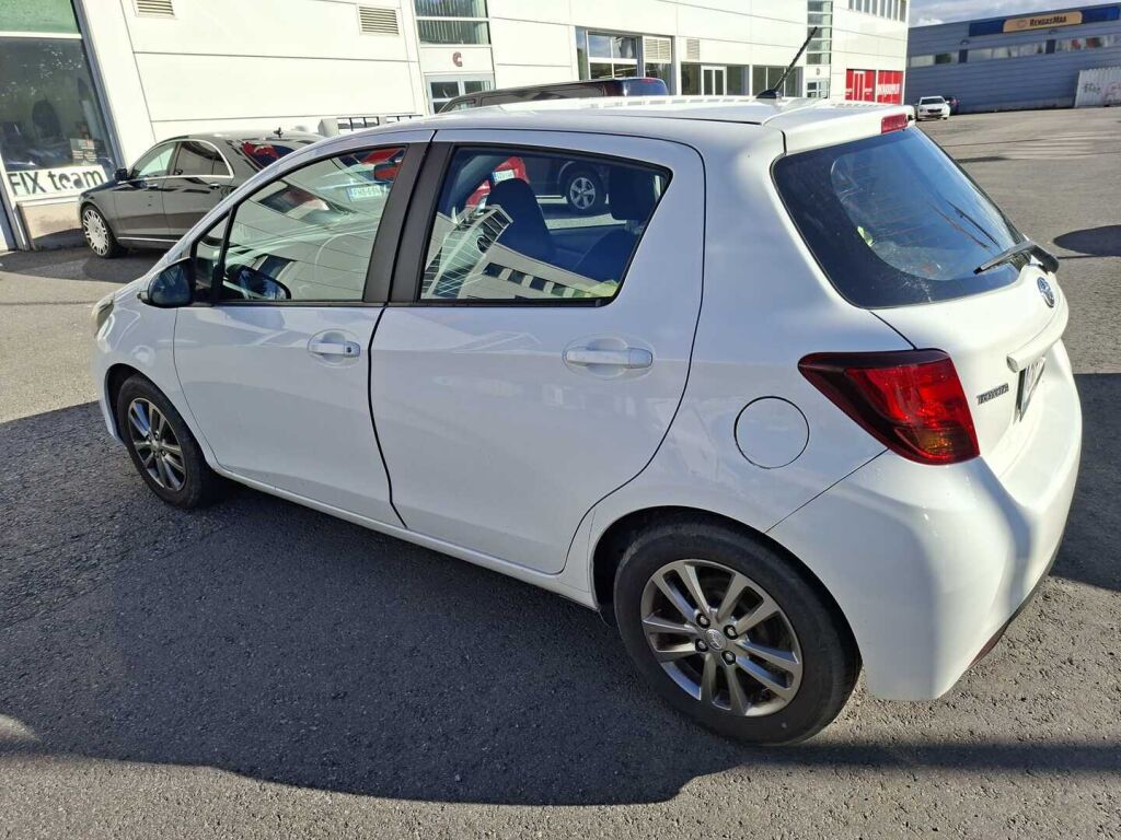 Toyota YARIS 2016 Valkoinen