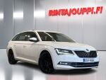 Skoda Superb 2015 Valkoinen