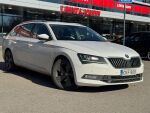 Skoda Superb 2015 Valkoinen