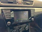 Skoda Superb 2015 Valkoinen