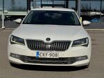 Skoda Superb 2015 Valkoinen