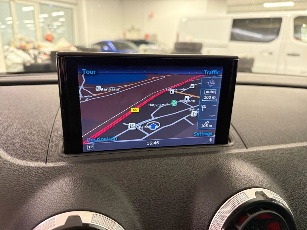 Audi RS 3 2016 Punainen