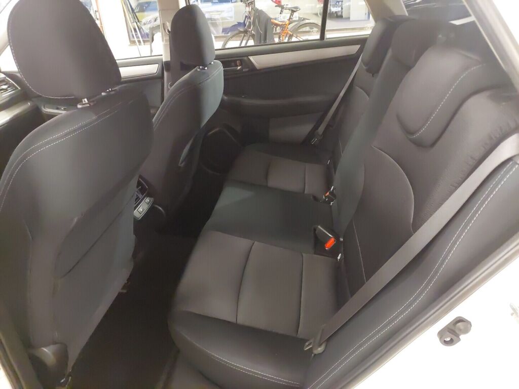 Subaru Outback 2016 Valkoinen