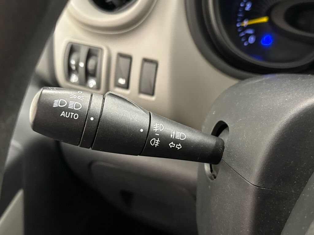 Renault Trafic 2016 Valkoinen