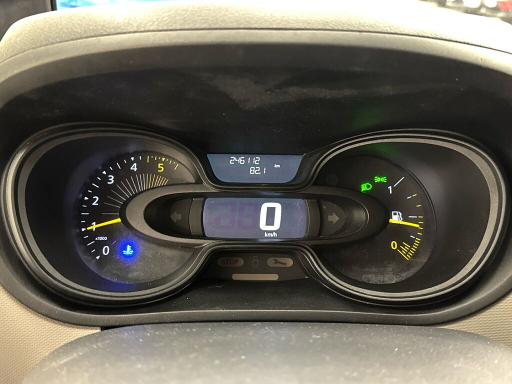 Renault Trafic 2016 Valkoinen