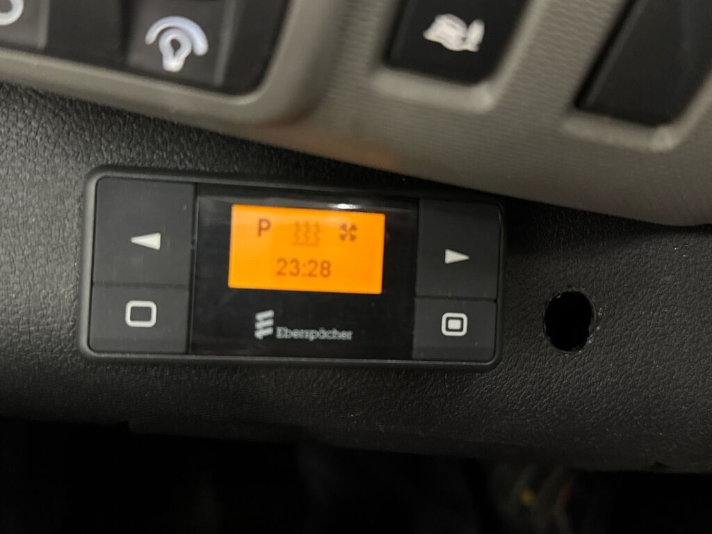 Renault Trafic 2016 Valkoinen